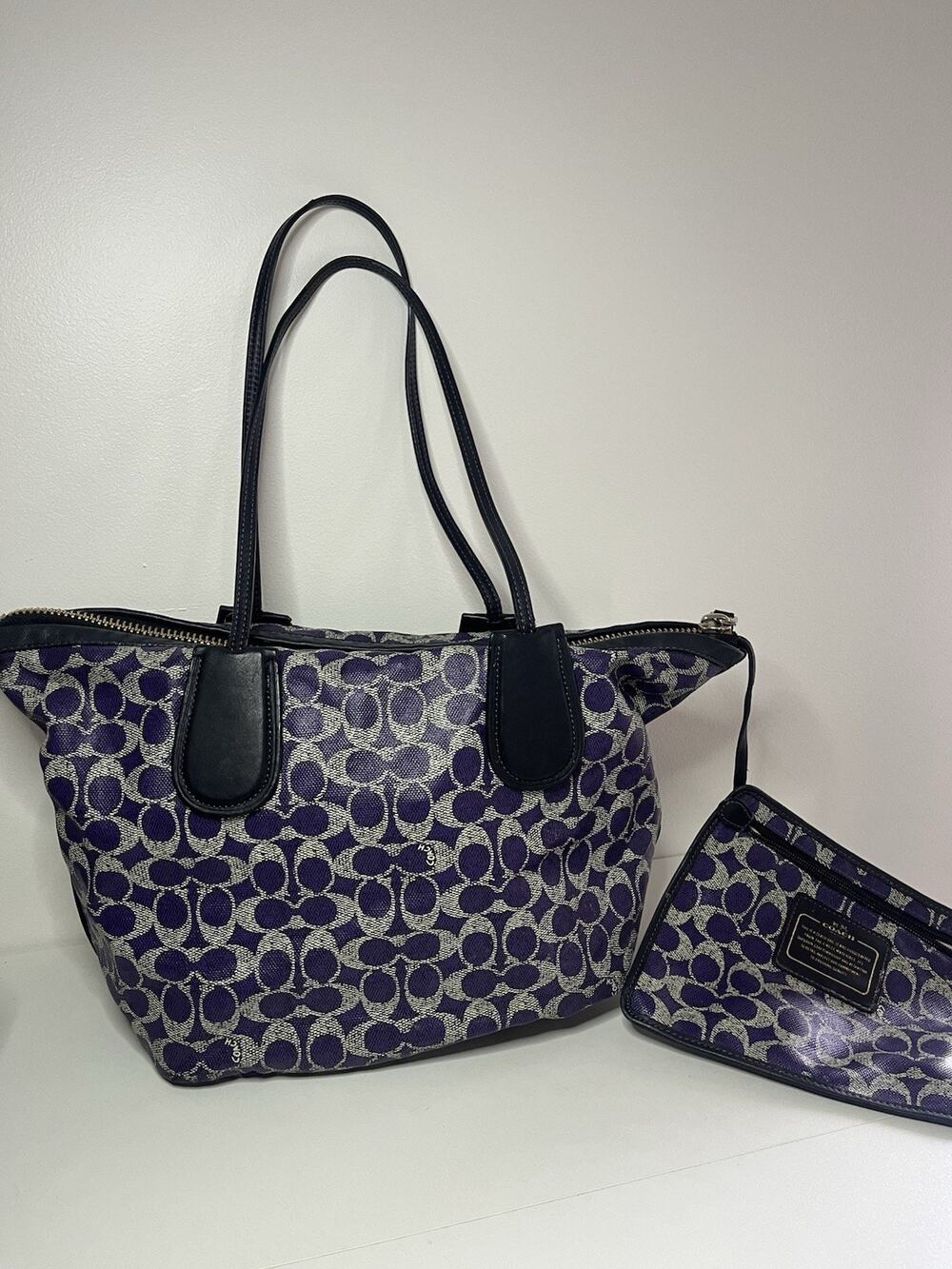Coach Signature Coated Canvas Taxi Zip Top Tote Style Large Shoulder Bag Purple